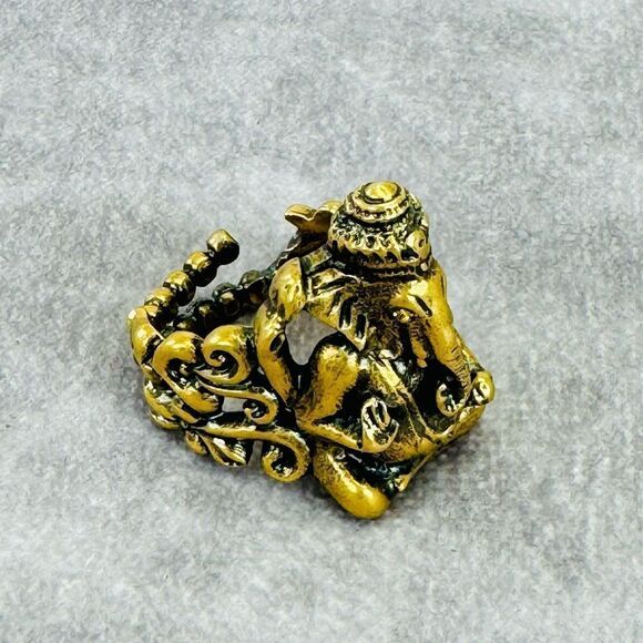 Gucci Ganesha Graphic Gold Plated Ring Medium NWT - Picture 3 of 10